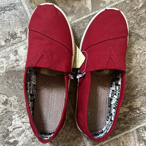 Tom’s// Ted canvas slip on - Picture 2 of 7